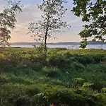 Semesterbostad Home- Nearby Free Waterpark Access *