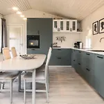 Home- Nearby Free Waterpark Access * Middelfart