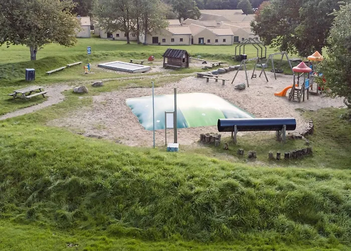 Home- Nearby Free Waterpark Access *